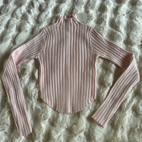 NWT ALTAR’D STATE Ribbed Mockneck - Picture 3 of 8